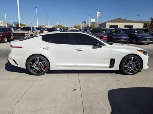 2022 Kia Stinger GT1