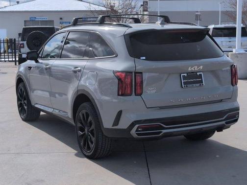 2022 Kia Sorento SX