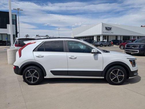 2023 Kia Niro EX