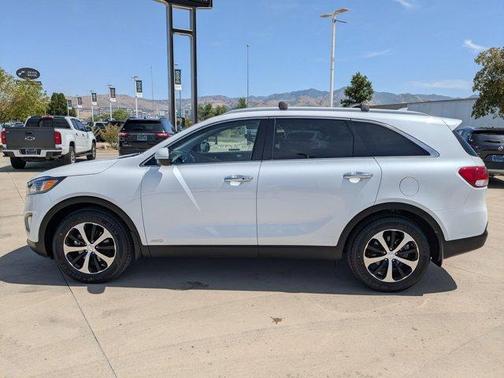 2017 Kia Sorento EX