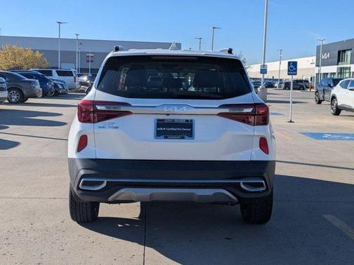2022 Kia Seltos EX