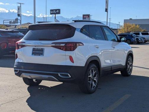 2022 Kia Seltos EX