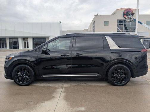 2024 Kia Carnival SX Prestige