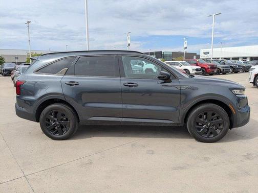 2021 Kia Sorento S