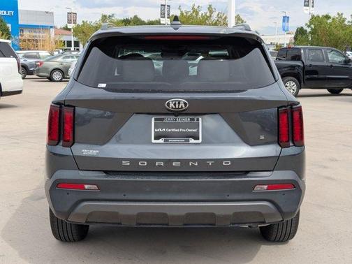 2021 Kia Sorento S