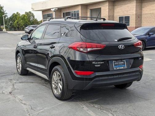 2017 Hyundai TUCSON SE