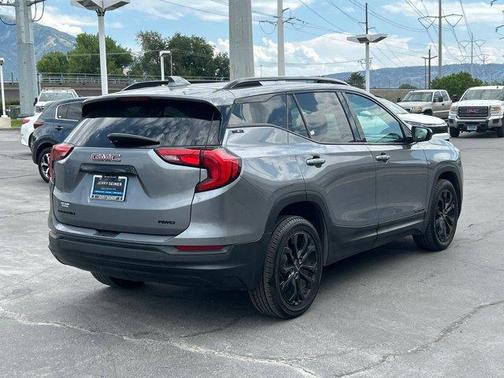 2021 GMC Terrain SLE
