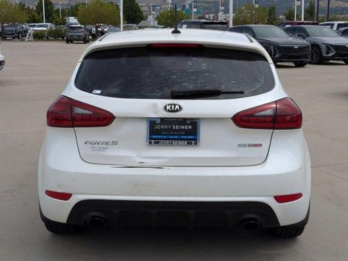 2016 Kia Forte SX