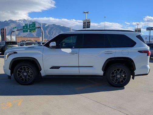 2024 Toyota Sequoia Platinum
