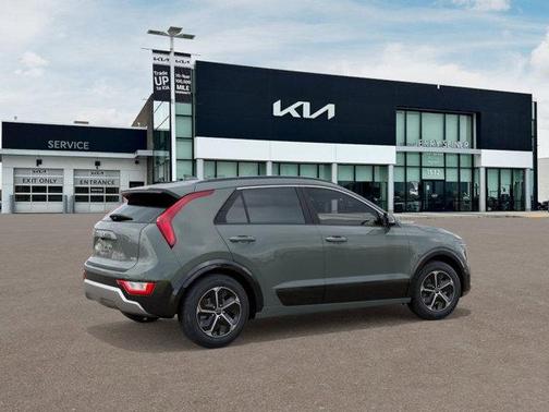 2025 Kia Niro SX