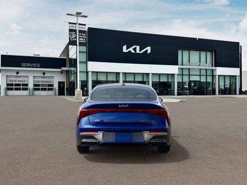 2025 Kia K5 EX