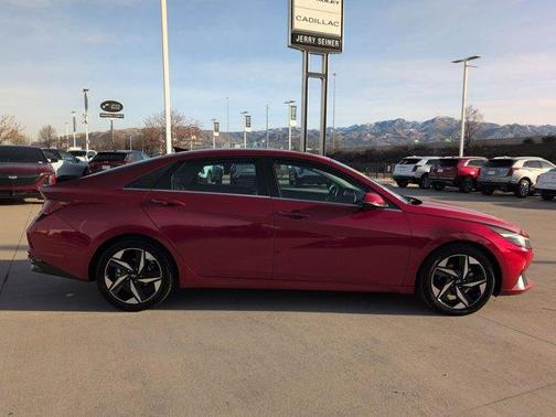 2021 Hyundai ELANTRA Limited