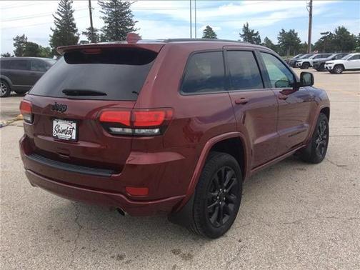 2022 Jeep Grand Cherokee WK Laredo