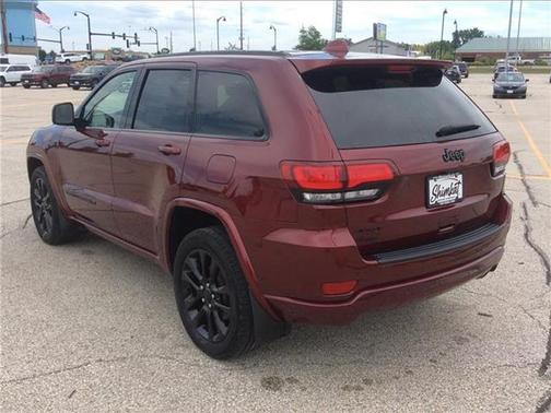 2022 Jeep Grand Cherokee WK Laredo