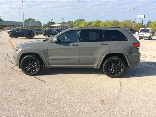 2022 Jeep Grand Cherokee WK Laredo