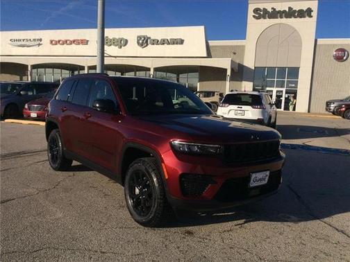 2025 Jeep Grand Cherokee Laredo