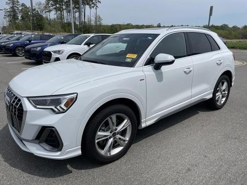 2024 Audi Q3 Premium 45 TFSI S line quattro Tiptronic