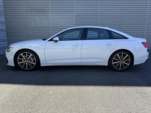 2025 Audi A6 Premium Plus 55 TFSI quattro S tronic