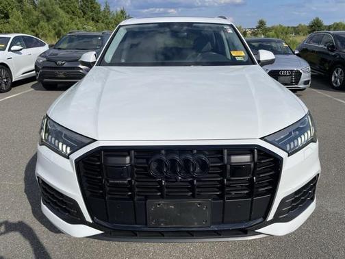 2023 Audi Q7 Premium Plus 45 TFSI quattro Tiptronic