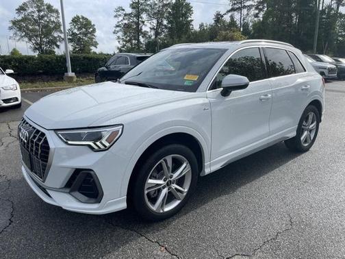 2024 Audi Q3 Premium 45 TFSI S line quattro Tiptronic