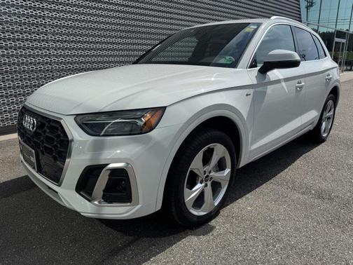 2025 Audi Q5 Premium Plus 45 TFSI S line quattro S tronic