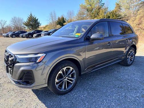 2025 Audi Q7 Premium Plus 45 TFSI quattro Tiptronic