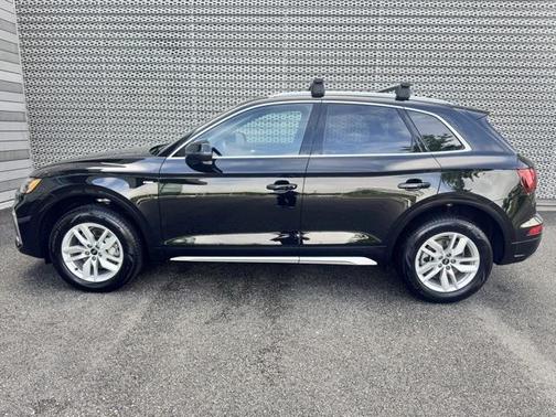 2024 Audi Q5 Premium 45 TFSI S line quattro