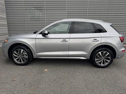 2023 Audi Q5 Prestige 45 TFSI S line quattro S tronic