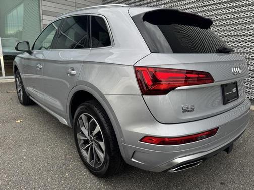 2023 Audi Q5 Prestige 45 TFSI S line quattro S tronic