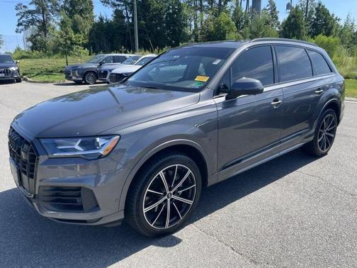 2022 Audi Q7 Premium Plus 55 TFSI quattro Tiptronic