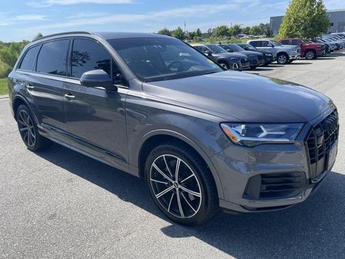 2022 Audi Q7 Premium Plus 55 TFSI quattro Tiptronic