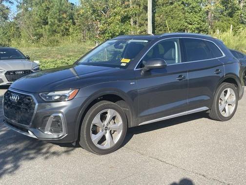 2023 Audi Q5 S line Premium Plus
