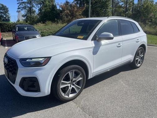 2025 Audi Q5 Premium 45 TFSI S line quattro