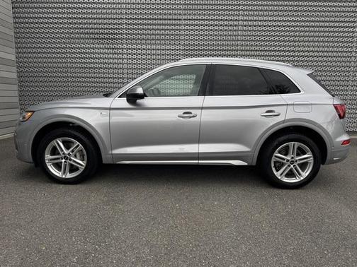 2023 Audi Q5 Prestige 55 TFSI e S line quattro S tronic