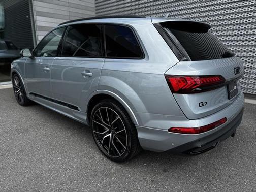 2023 Audi Q7 Prestige 55 TFSI quattro Tiptronic