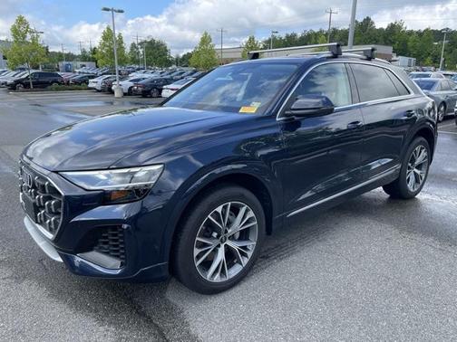 2024 Audi Q8 Premium 55 TFSI quattro