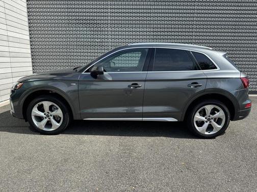 2023 Audi Q5 Prestige 45 TFSI S line quattro S tronic