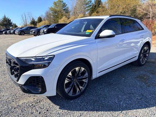 2025 Audi Q8 Premium 55 TFSI quattro
