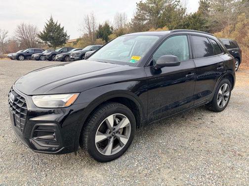 2025 Audi Q5 Premium 40 TFSI quattro S tronic