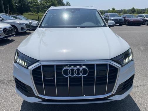 2023 Audi Q7 Premium 55 TFSI quattro Tiptronic