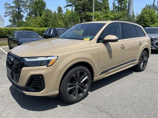 2025 Audi Q7 Premium Plus 55 TFSI quattro Tiptronic