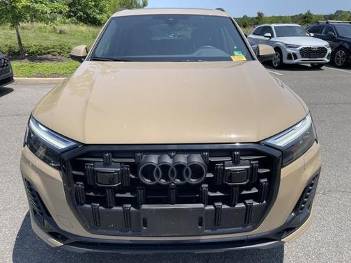2025 Audi Q7 Premium Plus 55 TFSI quattro Tiptronic
