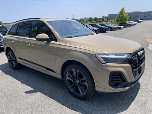 2025 Audi Q7 Premium Plus 55 TFSI quattro Tiptronic