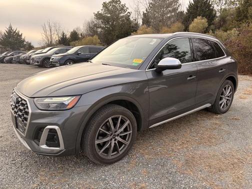 2022 Audi SQ5 Premium Plus TFSI quattro Tiptronic