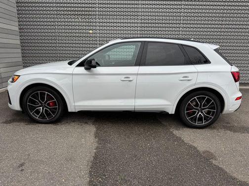 2025 Audi SQ5 Premium Plus TFSI quattro Tiptronic