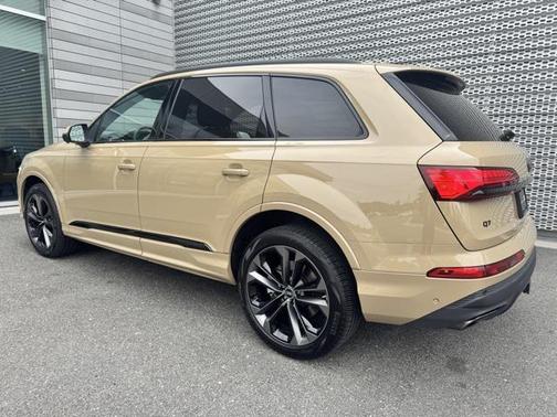 2025 Audi Q7 Premium Plus 55 TFSI quattro Tiptronic