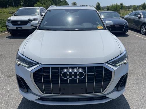 2024 Audi Q3 Premium 45 TFSI S line quattro Tiptronic