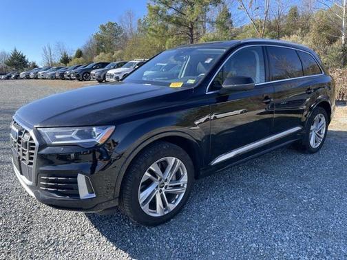 2023 Audi Q7 Premium 45 TFSI quattro Tiptronic