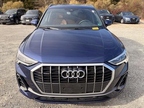 2025 Audi Q3 Premium 45 TFSI S line quattro Tiptronic