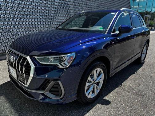 2025 Audi Q3 Premium 45 TFSI S line quattro Tiptronic